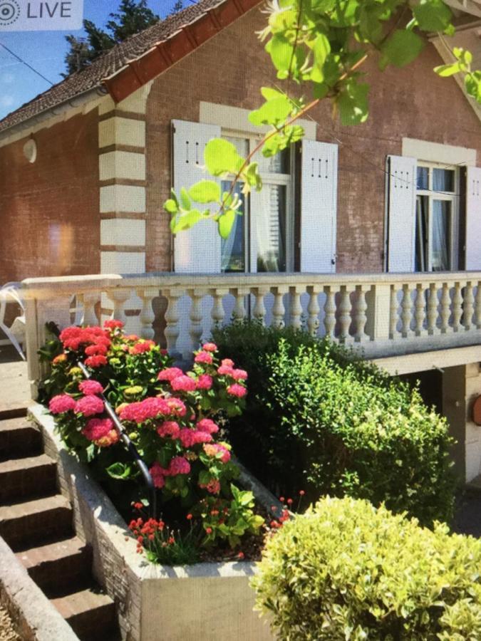 Villa Les Carlins Houlgate Bagian luar foto